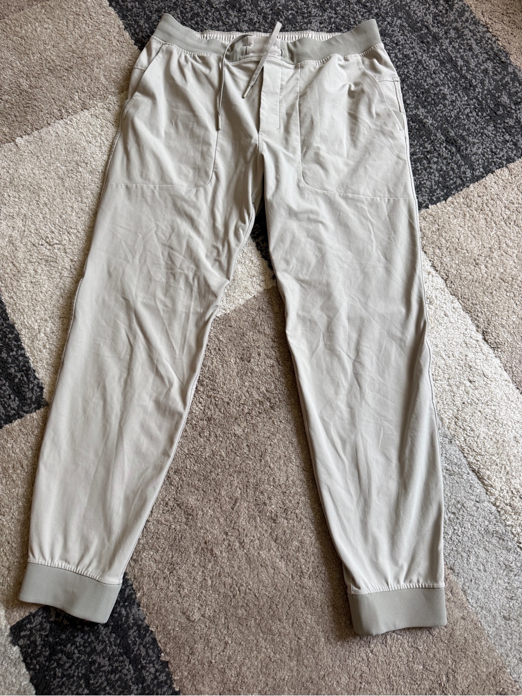 Lululemon Men's Abc Jogger Warpstreme Xl Pants - Silverstone